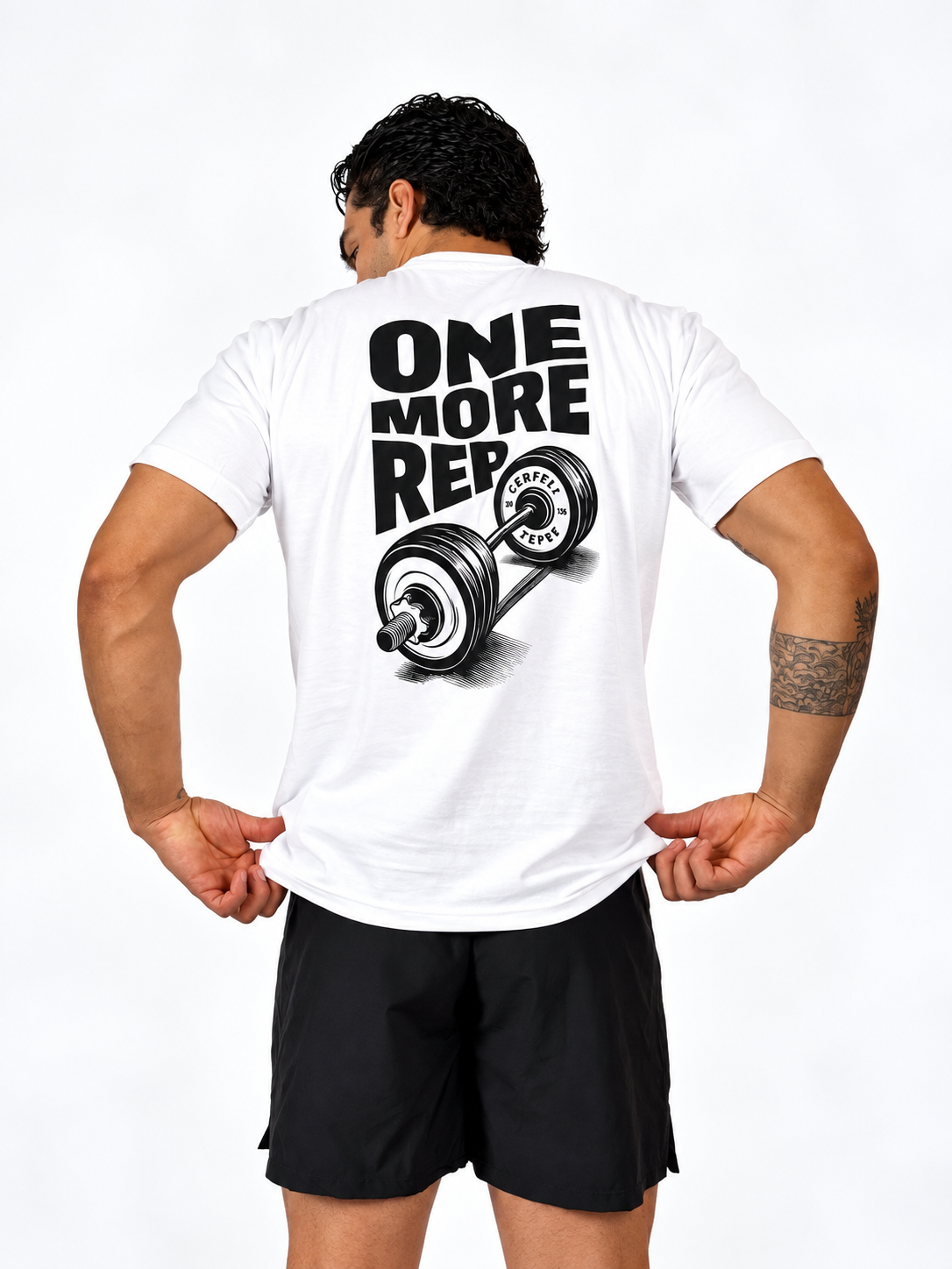تیشرت one more